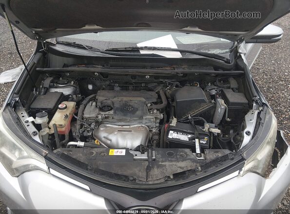 JTMWFREV1JD116092 2018 TOYOTA LE Серебряный Вид сзади