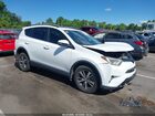 2018 Toyota Rav4 Xle Белый vin: JTMWFREVXJD117516