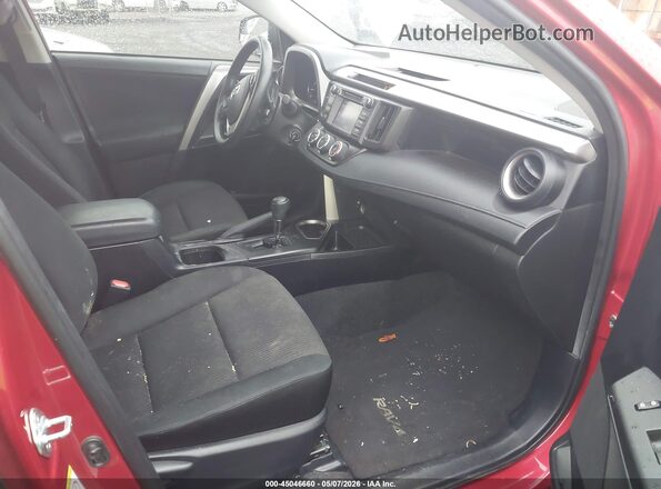 JTMZFREV0HJ144894 2017 TOYOTA RAV4 Red წინა სალონის ხედი