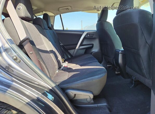 JTMZFREV2HJ108169 2017 TOYOTA RAV4 Charcoal Вид задньої частини салону