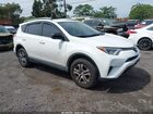 2018 Toyota Rav4 Le White vin: JTMZFREV2JJ745844