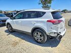 2016 Toyota Rav4 Le White vin: JTMZFREV4GJ074296