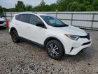2017 Toyota Rav 4 White vin: JTMZFREV6HJ702232