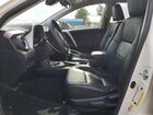 2017 Toyota Rav 4 White vin: JTMZFREV6HJ702232