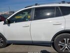 2018 Toyota Rav4 Le Белый vin: JTMZFREV7JJ744981