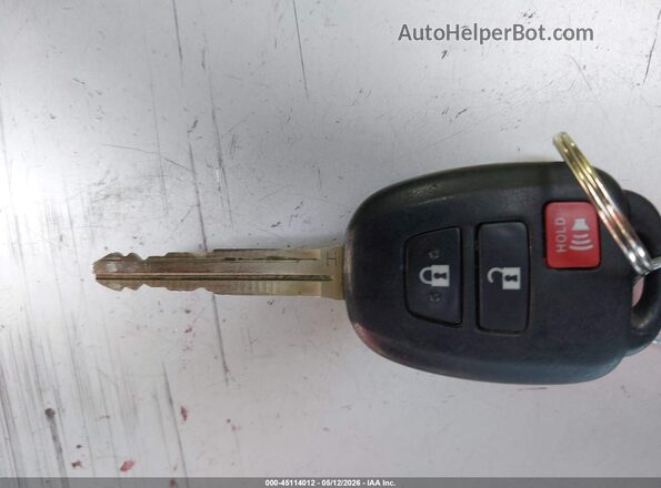 JTMZFREV7JJ744981 2018 TOYOTA LE Белый Вид панели приборов