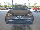2018 Toyota Rav4 Le Серый vin: JTMZFREV8JJ180886