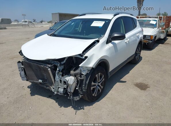 JTMZFREV9HJ711040 2017 TOYOTA LE Белый Передняя левая четверть