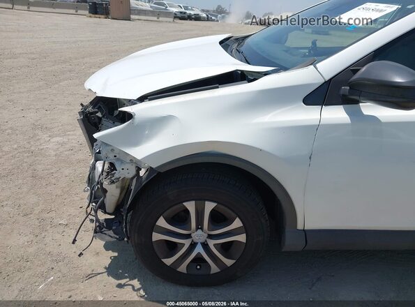 JTMZFREV9HJ711040 2017 TOYOTA LE Белый Вид спереди