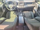 2018 Toyota Rav4 Le Серебряный vin: JTMZFREV9JJ158492