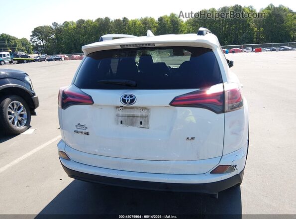 JTMZFREVXJJ154516 2018 TOYOTA RAV4 White 