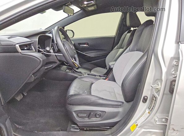 JTNC4MBE8S3247622 2025 TOYOTA LL Серебряный Вид салона спереди