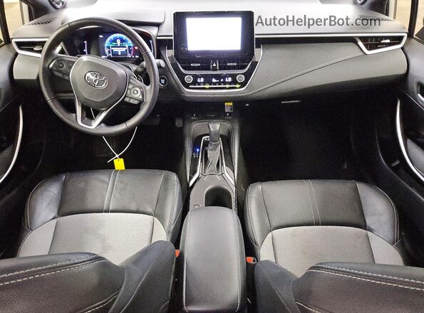 JTNC4MBE8S3247622 2025 TOYOTA LL Серебряный Вид панели приборов