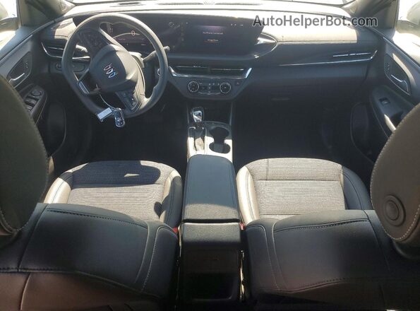 KL47LAEP3TB195533 2026 BUICK OTHER Silver Vista del salpicadero