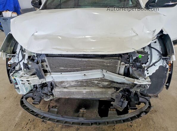 KL47LBE23RB088677 2024 BUICK OTHER White Widok komory silnika