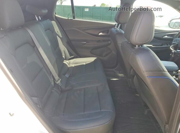 KL47LBEP2SB100724 2025 BUICK OTHER White უკანა სავარძლების ხედი