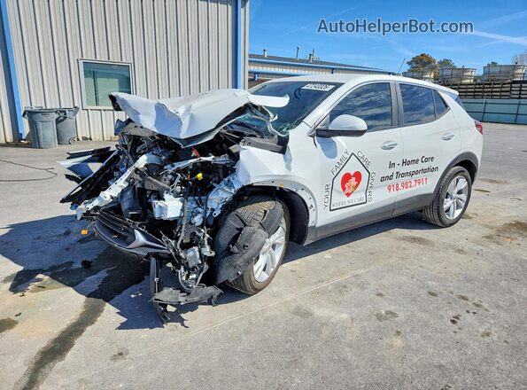 KL4AMBSP1SB028275 2025 BUICK ENCORE Белый Передняя левая четверть