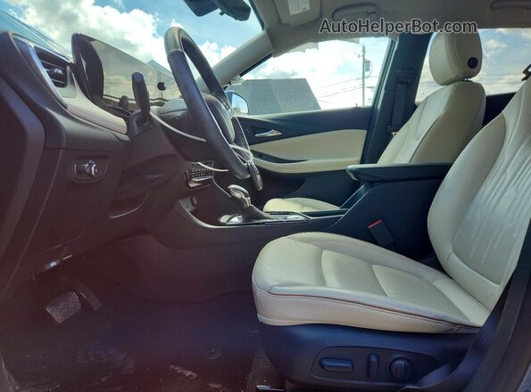 KL4AMGSL2RB109788 2024 BUICK ENCORE Синий Вид салона спереди