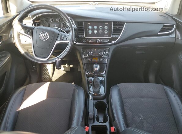 KL4CJASB1KB700965 2019 BUICK ENCORE Серебряный Вид панели приборов