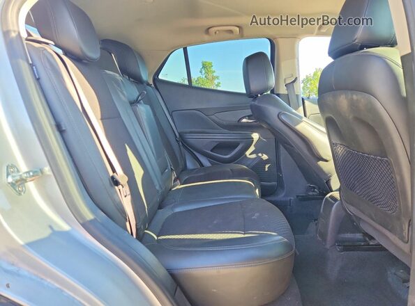 KL4CJASB2MB300402 2021 BUICK ENCORE Серебряный Вид задних сидений