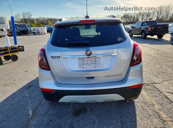 KL4CJASB7LB003009 2020 BUICK ENCORE Silver Vista trasera