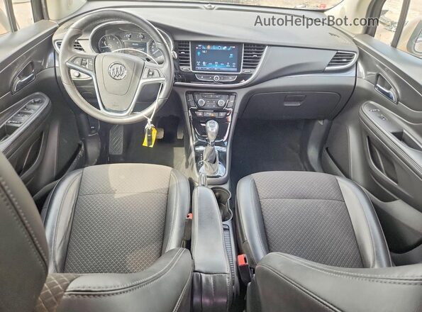 KL4CJASB8JB661130 2018 BUICK ENCORE Желто-коричневый Вид панели приборов