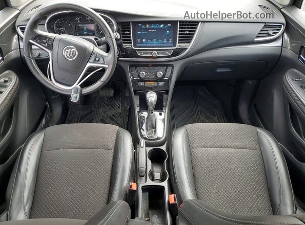 KL4CJASB9JB577558 2018 BUICK ENCORE Желто-коричневый Вид панели приборов