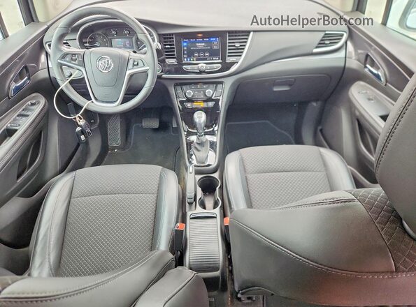 KL4CJASM2NB554985 2022 BUICK ENCORE Белый Вид панели приборов