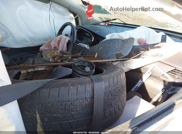 KL4CJESB7HB057862 2017 BUICK ENCORE Серебряный Вид салона спереди