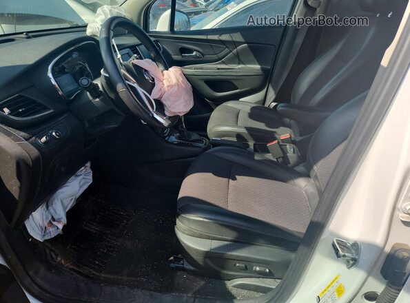 KL4CJESM4NB552033 2022 BUICK ENCORE Белый Вид салона спереди