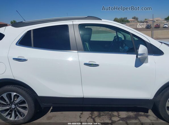 KL4CJFSB1HB019002 2017 BUICK ENCORE Белый Вид задней части салона