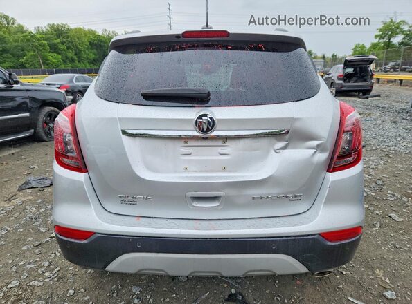 KL4CJHSB1JB593004 2018 BUICK ENCORE Серебряный Вид сзади