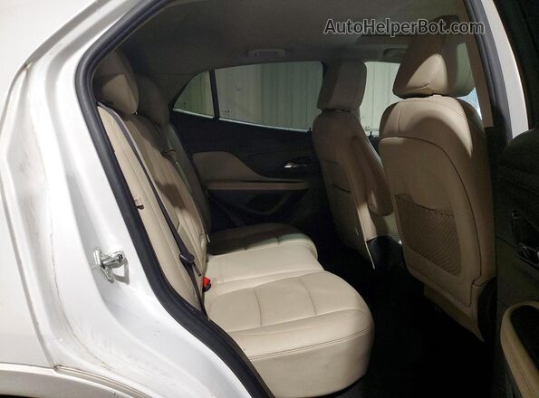 KL4CJHSB5JB573435 2018 BUICK ENCORE Белый Вид задней части салона