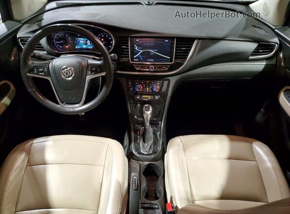 KL4CJHSB5JB573435 2018 BUICK ENCORE Белый Вид панели приборов
