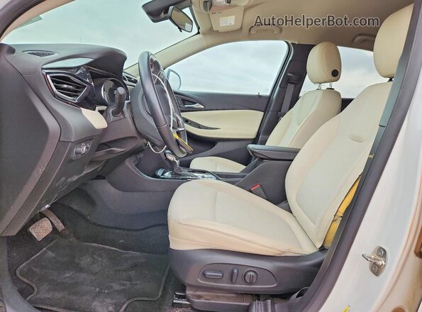 KL4MMDS27PB073354 2023 BUICK ENCORE White Вид салону спереду