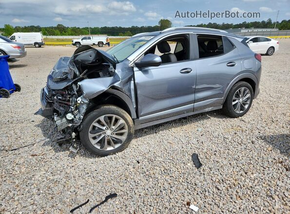 KL4MMDSLXNB090171 2022 BUICK ENCORE Gray წინა მარცხენა ხედი სამი მეოთხედიდან