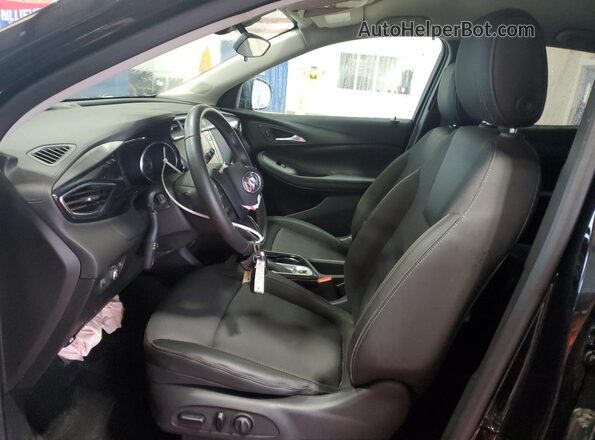 KL4MMESL3NB116213 2022 BUICK ENCORE Черный Вид салона спереди