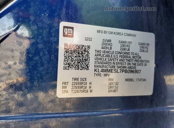 KL4MMESL7PB096907 2023 BUICK ENCORE Blue Вид наклейки з VIN-кодом