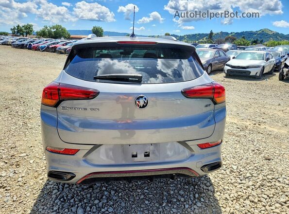 KL4MMESLXPB128720 2023 BUICK ENCORE Серый Вид сзади