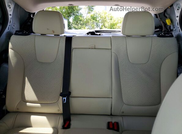 KL4MMFS20LB126529 2020 BUICK ENCORE Белый Вид задних сидений