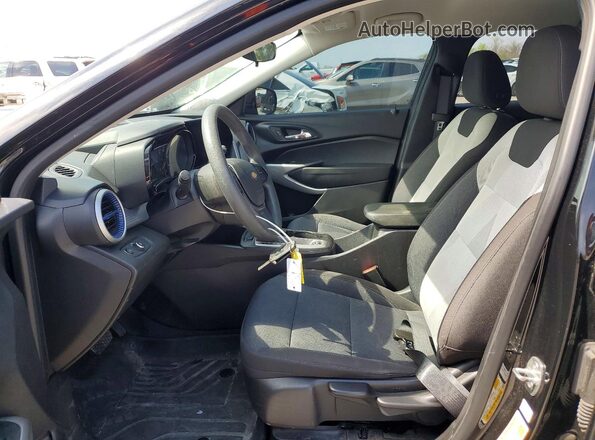 KL77LFE20RC100420 2024 CHEVROLET TRAX Черный Вид салона спереди