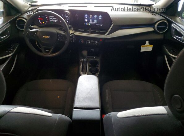 KL77LFE28RC246077 2024 CHEVROLET TRAX Black Dashboard view