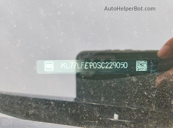 KL77LFEP0SC229050 2025 CHEVROLET TRAX Black Вид наклейки з VIN-кодом