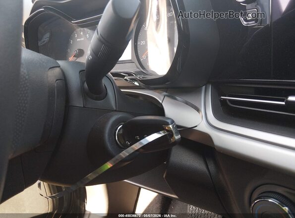 KL77LFEP1SC046045 2025 CHEVROLET TRAX Зеленый Вид панели приборов