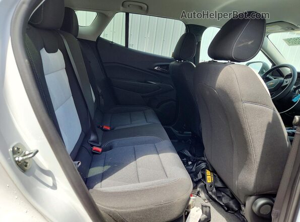 KL77LFEP1SC201418 2025 CHEVROLET TRAX White Вид задньої частини салону
