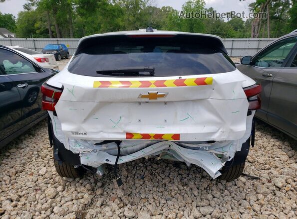 KL77LFEP1SC201418 2025 CHEVROLET TRAX White Вид ззаду