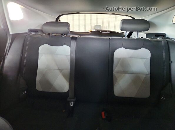KL77LFEP3TC004767 2026 CHEVROLET TRAX Gray Vista de los asientos traseros