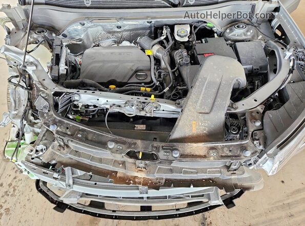 KL77LFEP3TC004767 2026 CHEVROLET TRAX Gray Vista del compartimento del motor