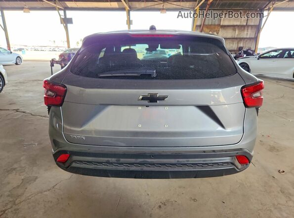 KL77LFEP3TC004767 2026 CHEVROLET TRAX Gray Vista trasera