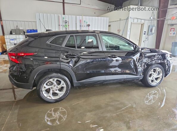 KL77LFEP9SC329325 2025 CHEVROLET TRAX Black უკანა მარჯვენა